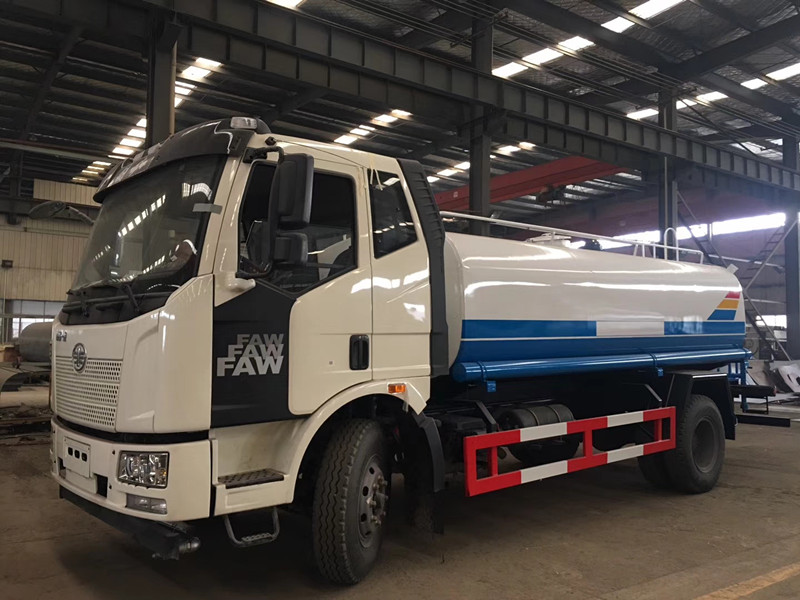 �|�L(f��ng)12����ˮ܇��12����ˮ܇�S�҃r(ji��)�񣬳�����ˮ܇�N�ۏS��