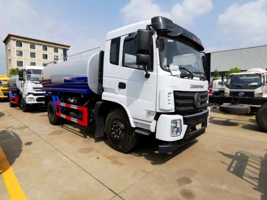 �����О�ˮ܇�������О�ˮ܇�N���������О�ˮ܇�S�҃r���r