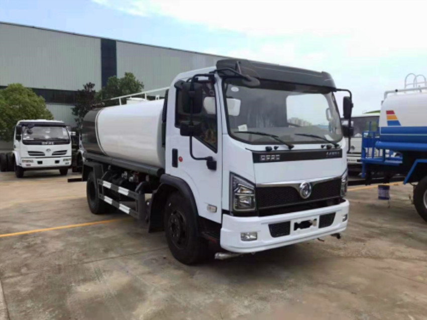 �|�L(f��ng)��ˮ܇�r�������(y��u)�|(zh��)�h(hu��n)�l(w��i)����܇�S��