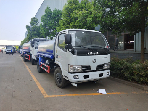 С�͞�ˮ܇�S�ҡ���ˮ܇��r����ُ��λ