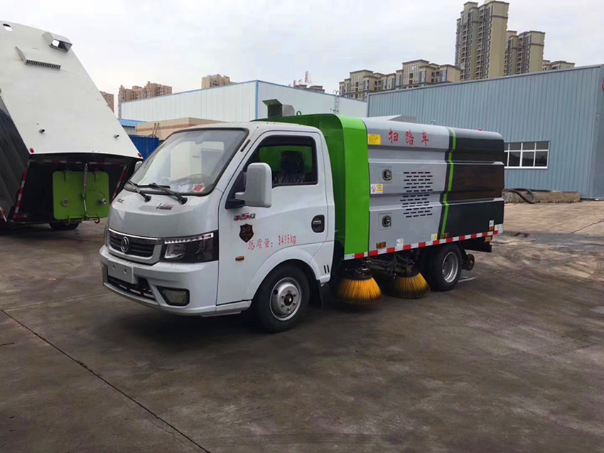 ����ͣ܇�S���{��С�͒�·܇�ăr���Ƕ����X-С�͒�·܇���a(ch��n)�S��