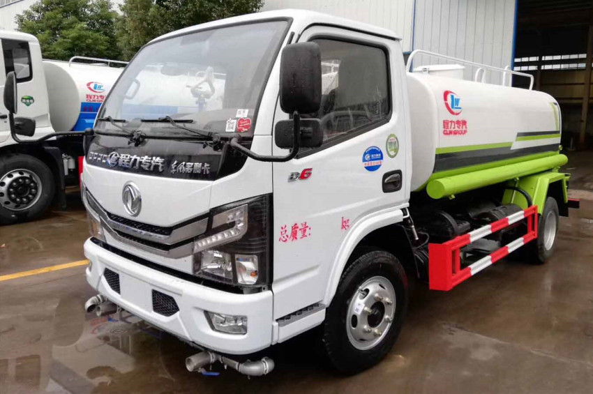 �|�LС������5����ˮ܇-�|�LС������5����ˮ܇�r��-�������F