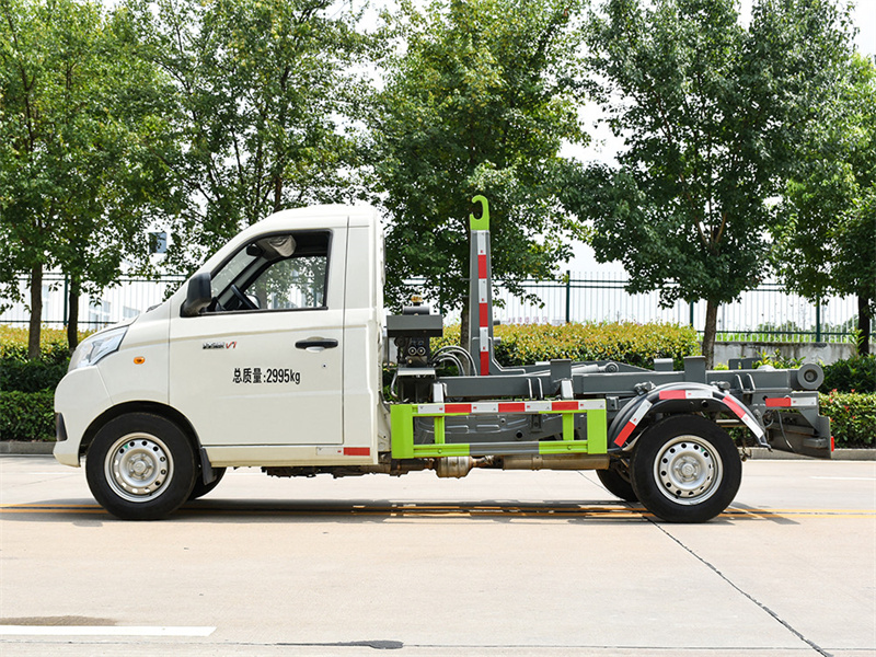 ��������V1��жʽ����܇(ch��)-����3����������܇(ch��)-����ӯͨ