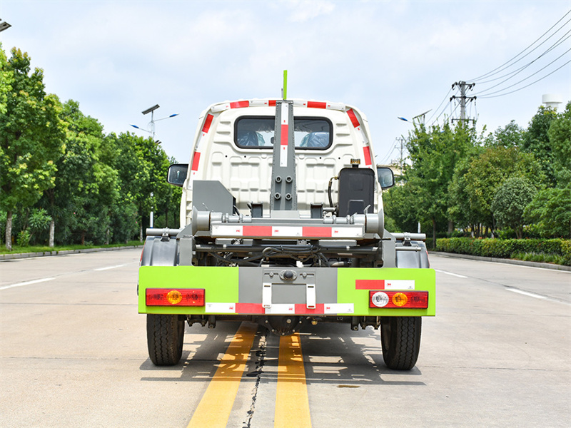 ��������V1��жʽ����܇(ch��)-����3����������܇(ch��)-����ӯͨ